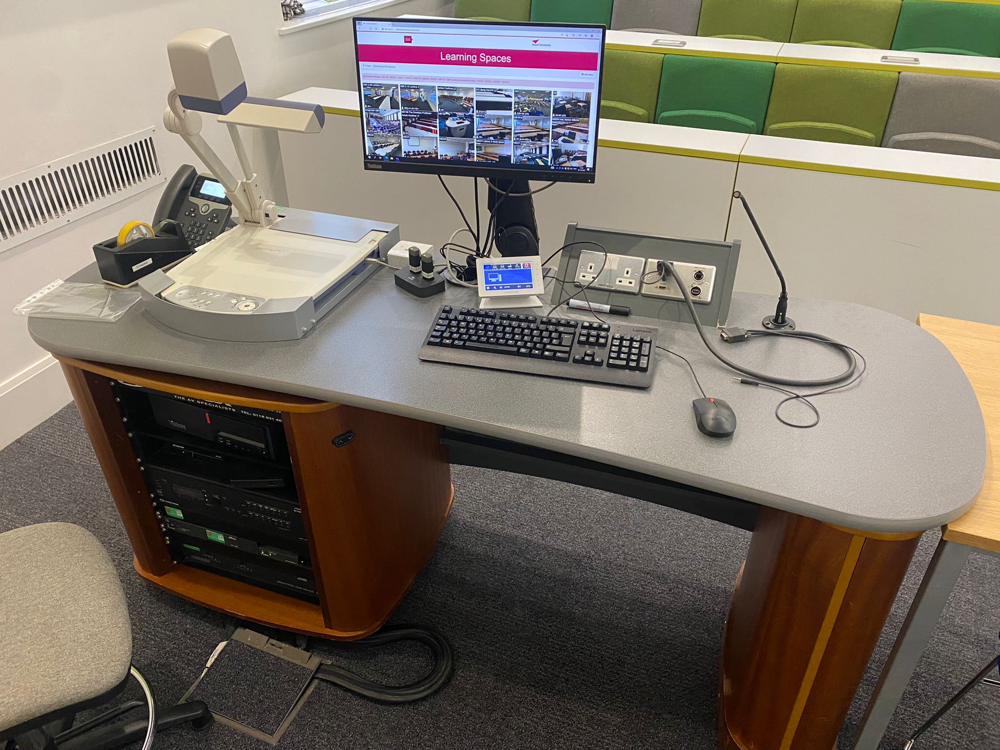 G11 Lectern | Learning Spaces